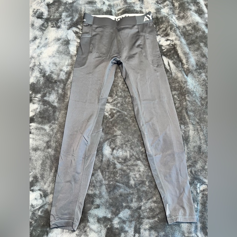 AYBL Leggings - Picture 2 of 4